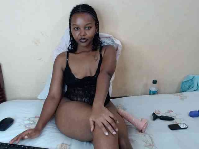 caramelseduction254 webcam