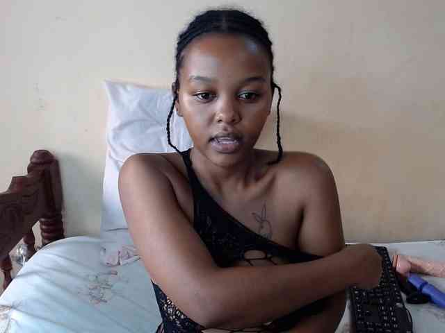 caramelseduction254 webcam