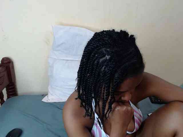 caramelseduction254 webcam