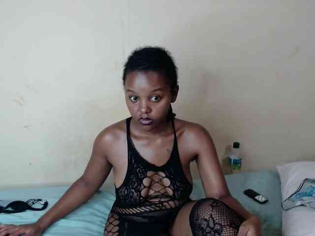 caramelseduction254 webcam