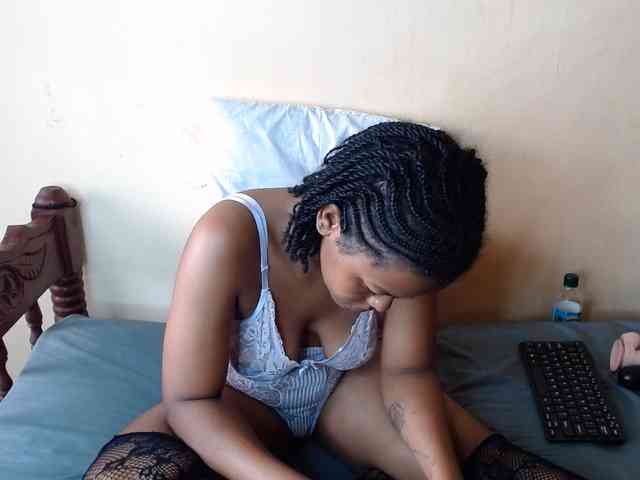 caramelseduction254 webcam
