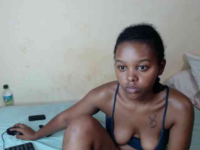 caramelseduction254 webcam