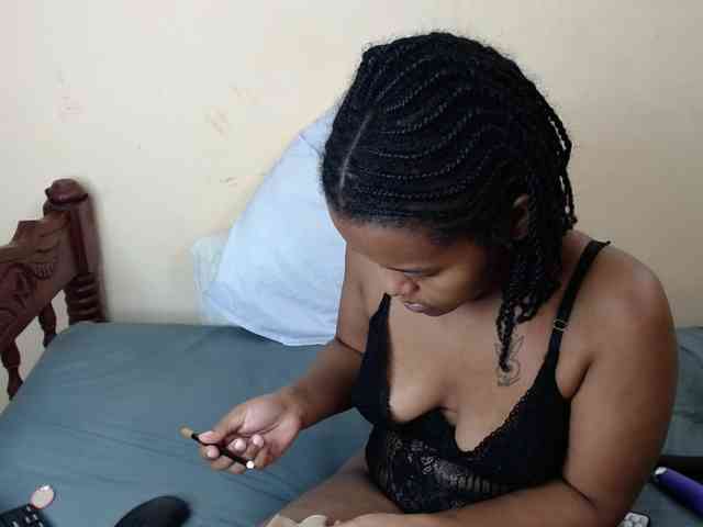 caramelseduction254 webcam