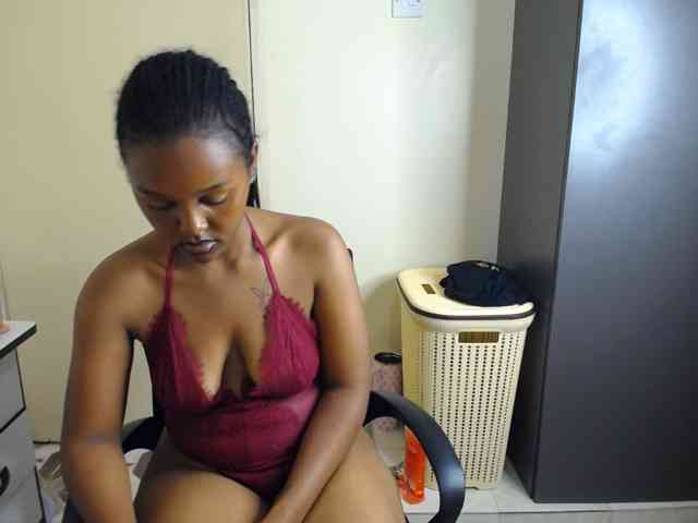 caramelseduction254 webcam