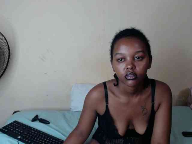 caramelseduction254 webcam