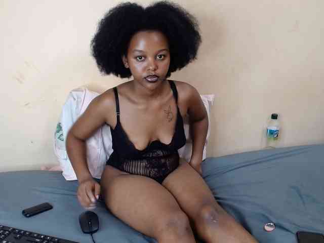 caramelseduction254 webcam