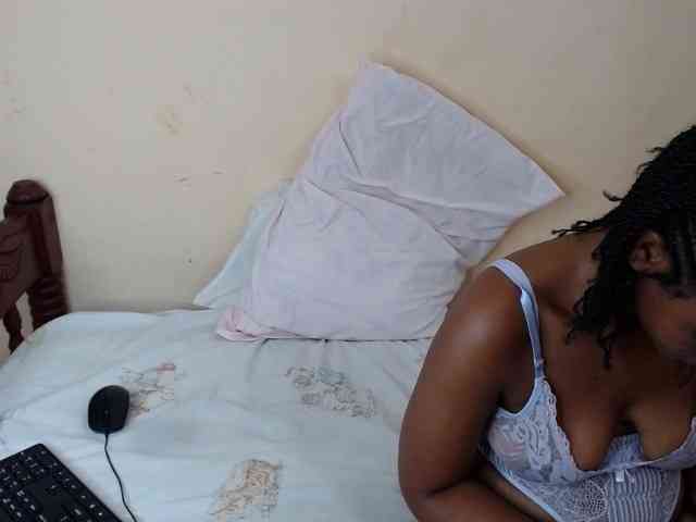 caramelseduction254 webcam