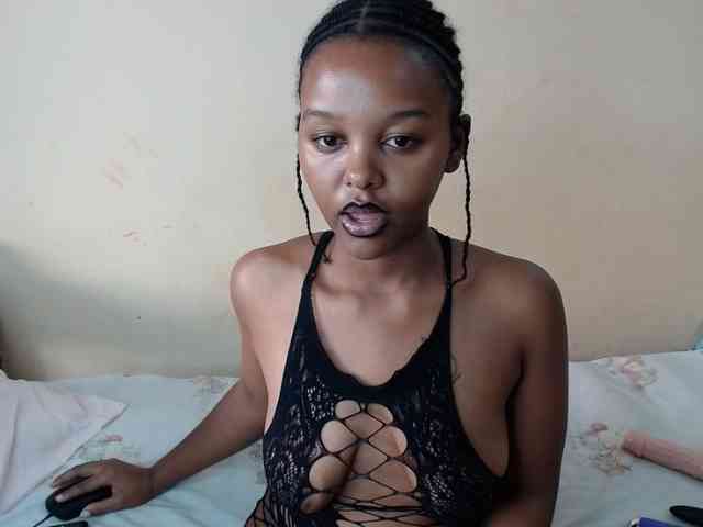 caramelseduction254 webcam
