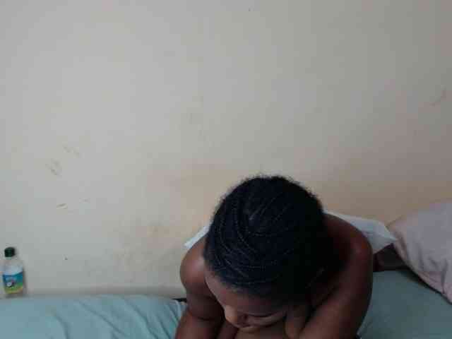 caramelseduction254 webcam