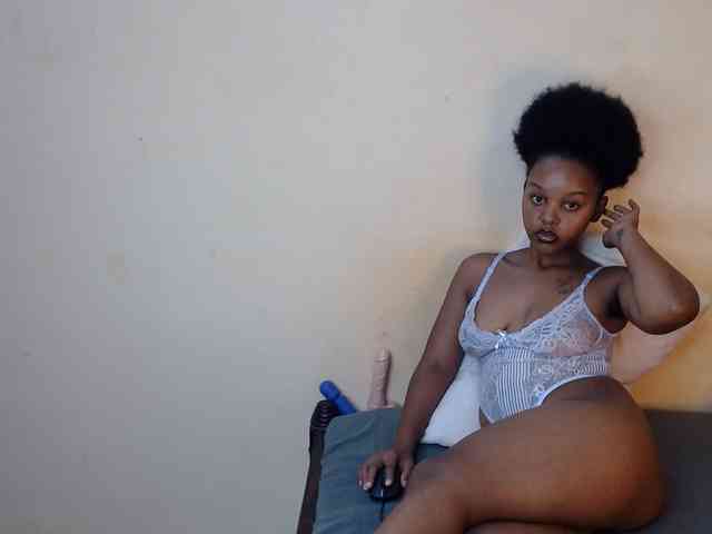 caramelseduction254 webcam