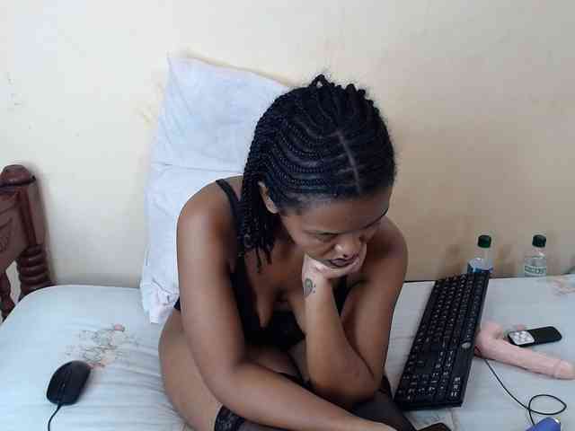 caramelseduction254 webcam
