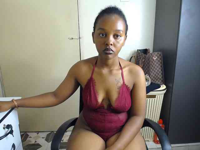 caramelseduction254 webcam
