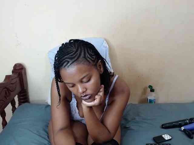 caramelseduction254 webcam