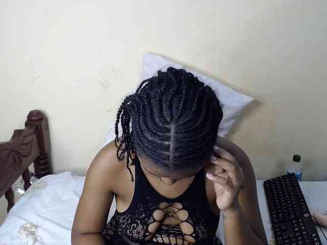 caramelseduction254 webcam