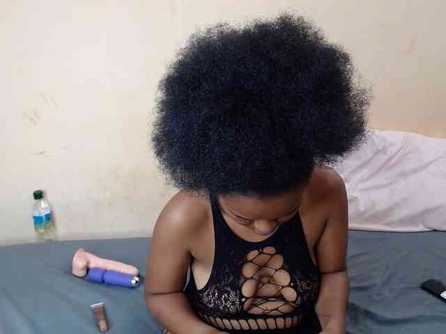 caramelseduction254 webcam