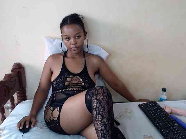 caramelseduction254 webcam