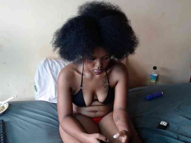 caramelseduction254 webcam