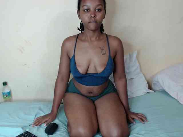 caramelseduction254 webcam
