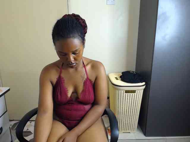 caramelseduction254 webcam