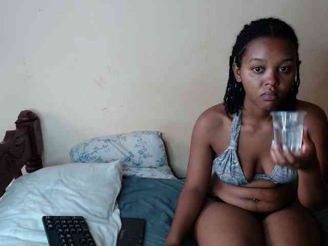 caramelseduction254 webcam
