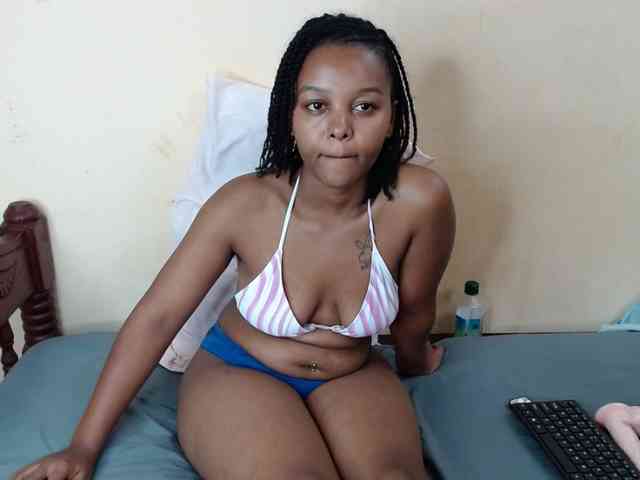 caramelseduction254 webcam