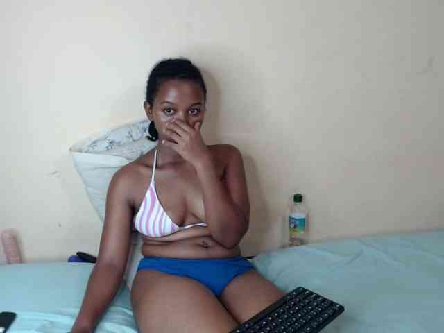 caramelseduction254 webcam