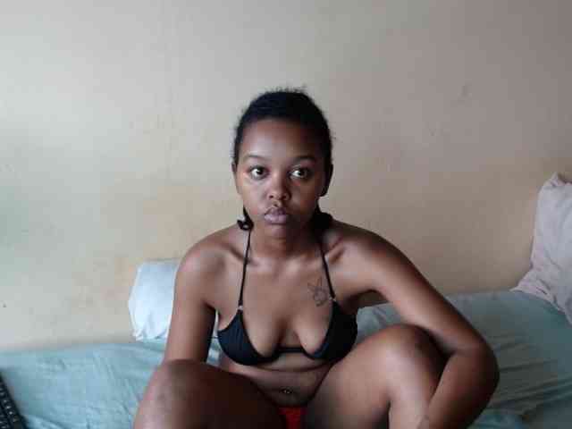 caramelseduction254 webcam