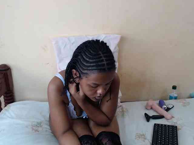 caramelseduction254 webcam