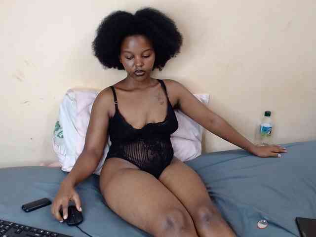 caramelseduction254 webcam