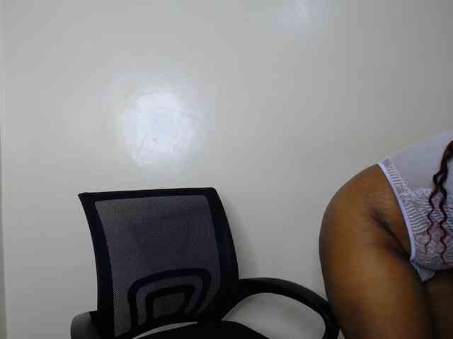 caramelseduction254's Sexcam