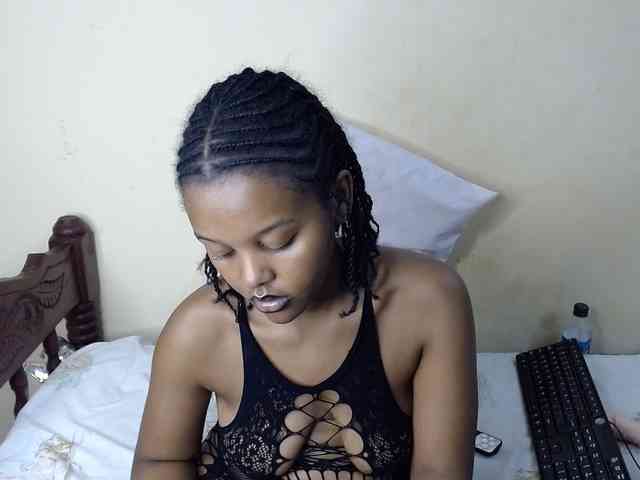 caramelseduction254 webcam