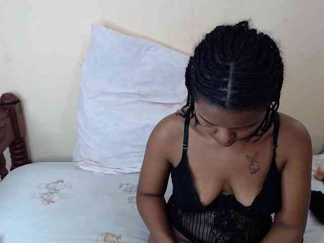 caramelseduction254 webcam
