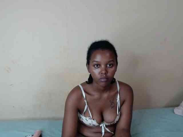 caramelseduction254 webcam