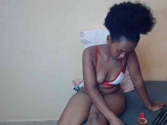 caramelseduction254 webcam