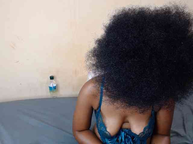 caramelseduction254 webcam