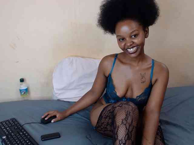 caramelseduction254 webcam
