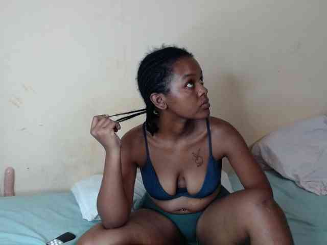 caramelseduction254 webcam