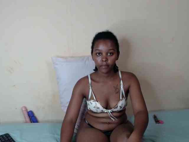caramelseduction254 webcam