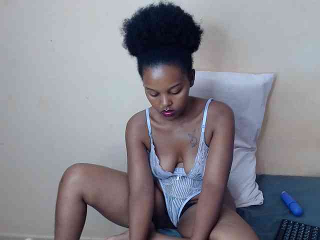 caramelseduction254 webcam