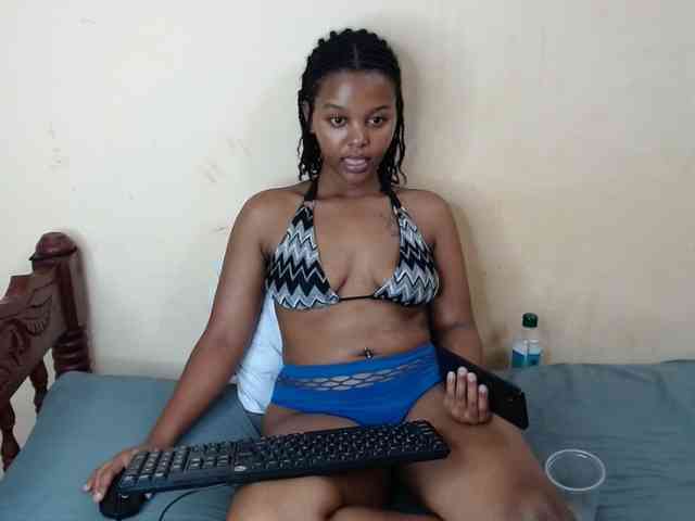 caramelseduction254 webcam