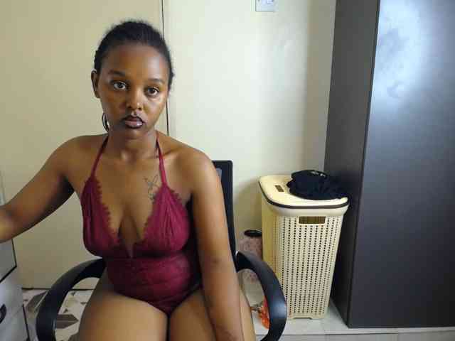 caramelseduction254 webcam