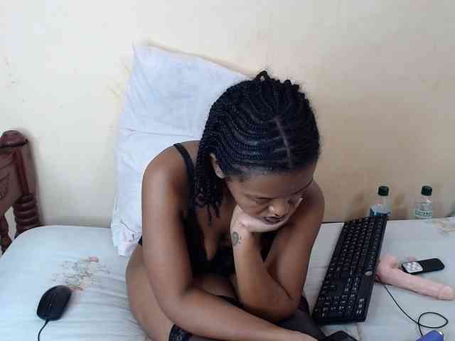 caramelseduction254 webcam