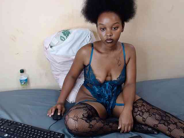 caramelseduction254 webcam