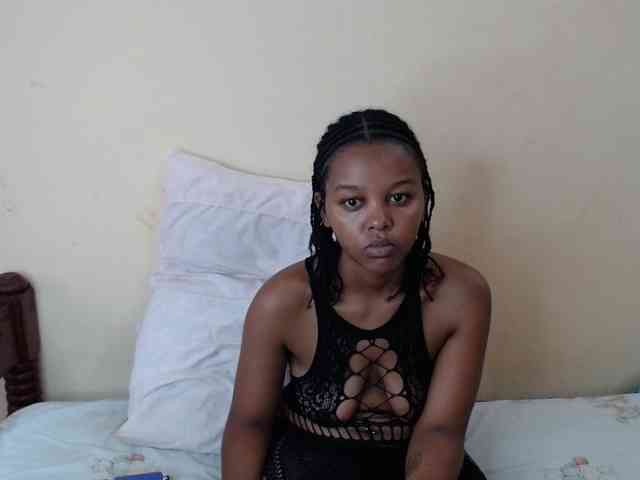 caramelseduction254 webcam