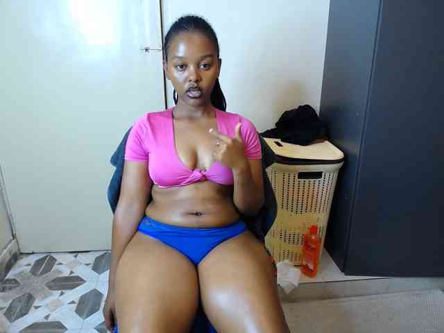 caramelseduction254 webcam