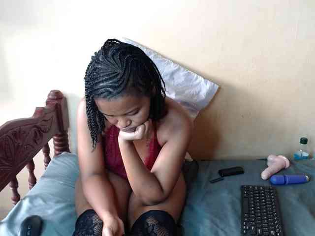 caramelseduction254 webcam