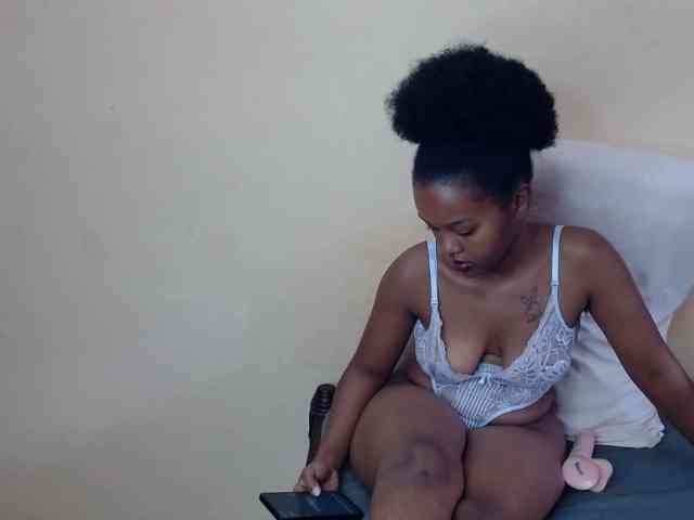 caramelseduction254 webcam
