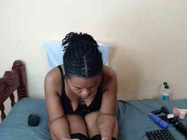 caramelseduction254 webcam