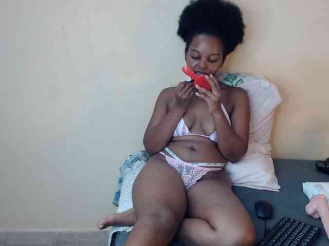 caramelseduction254 webcam