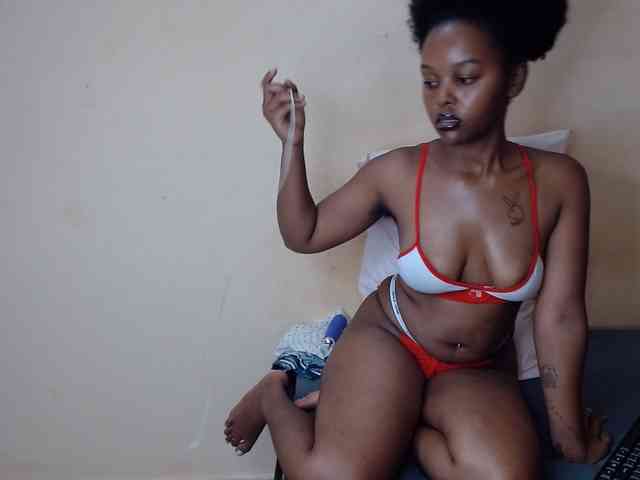 caramelseduction254 webcam